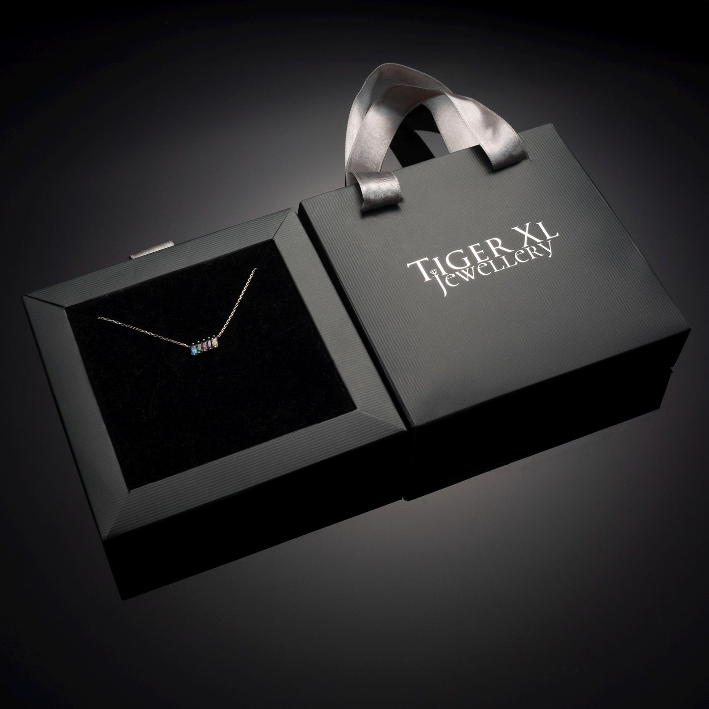 Personalized Birthstone Necklace for Mom - Customize Your Family's Love