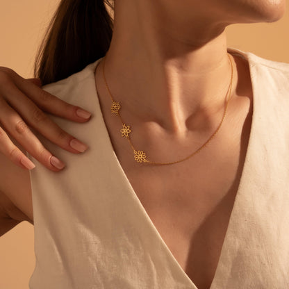 Three Flower Charm Necklace – Dainty Gold Floral Jewelry Gift for Her