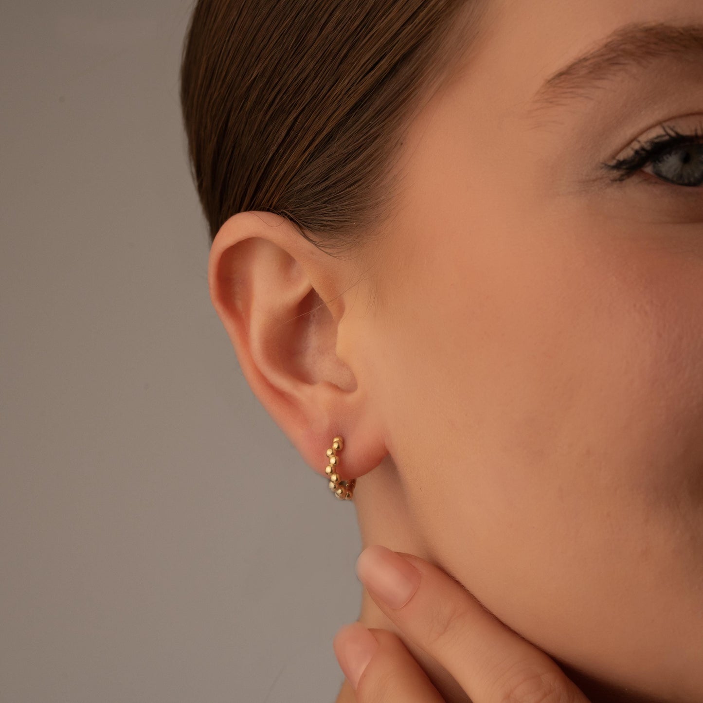 Handmade Beaded Hoop Earrings: A Delicate Touch of Elegance