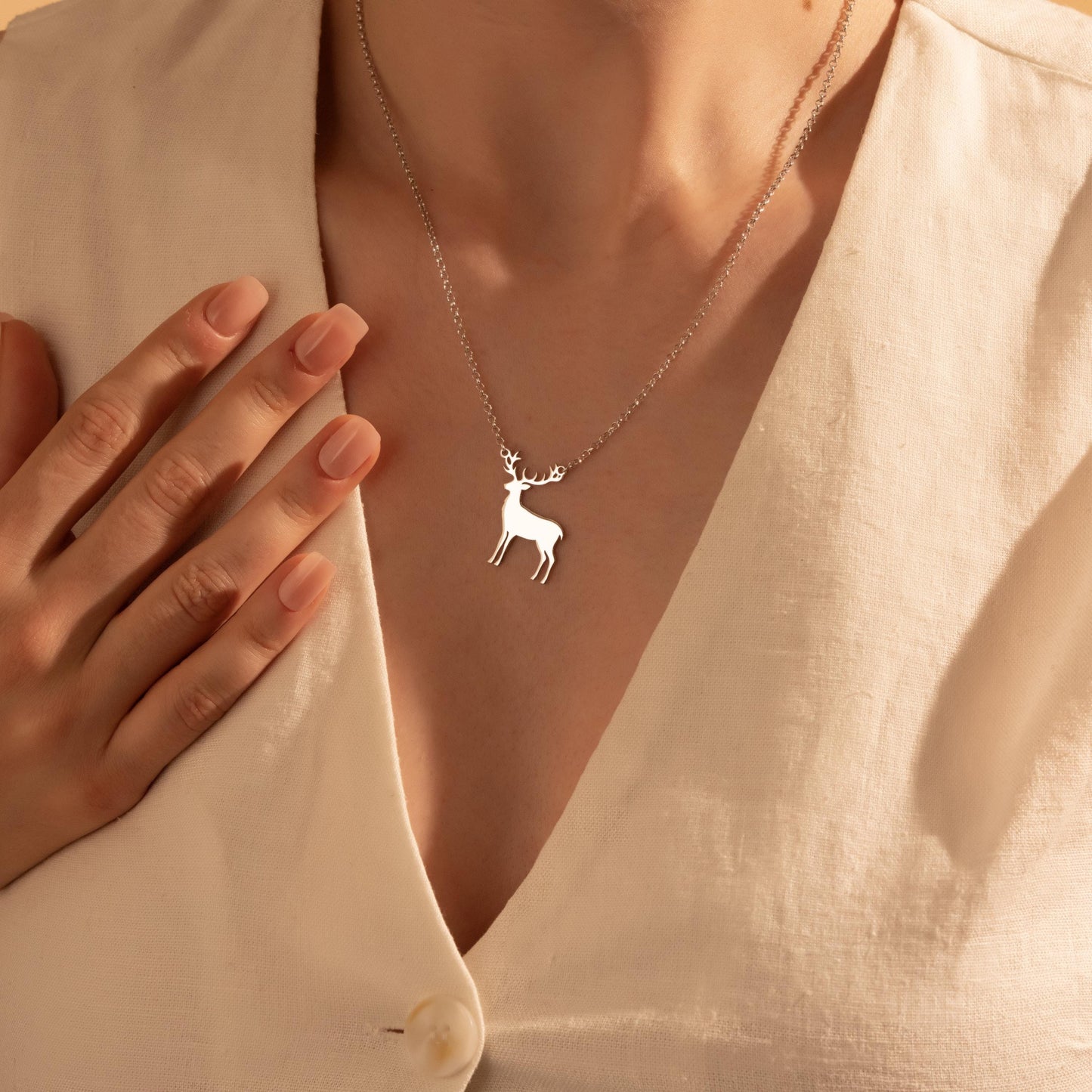 Deer Necklace – Minimalist Silver Pendant for Nature Lovers