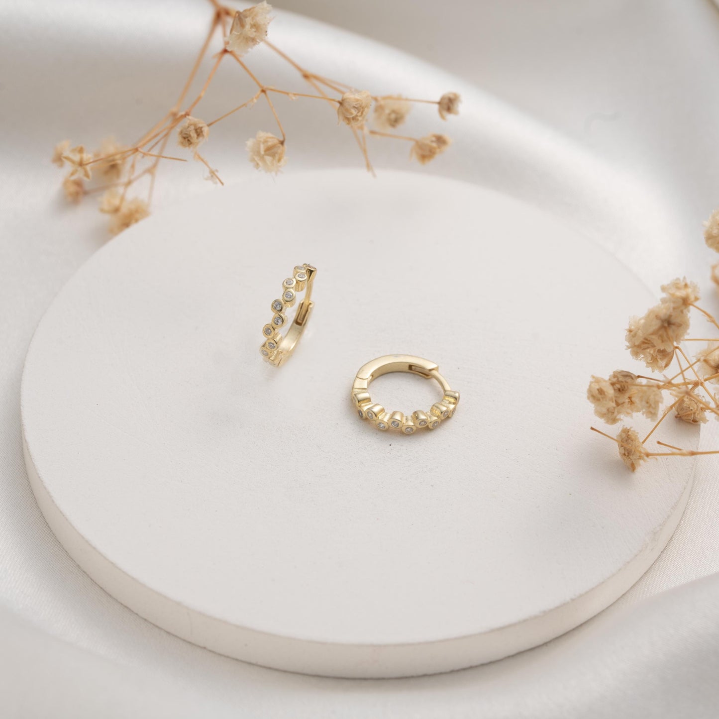 Elegant Crystal Earrings with a Mix of Stone Cuts - Ideal Gift for the Special Woman