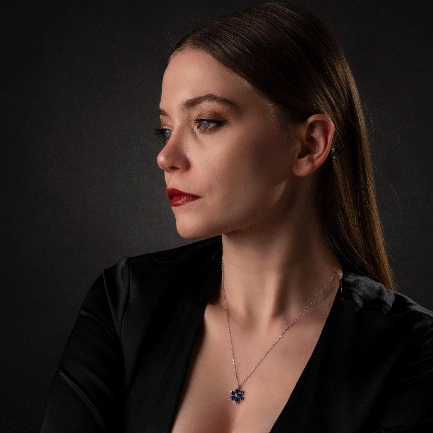 Custom Birthstone Snowflake Necklace - Personalized Winter Charm for Her