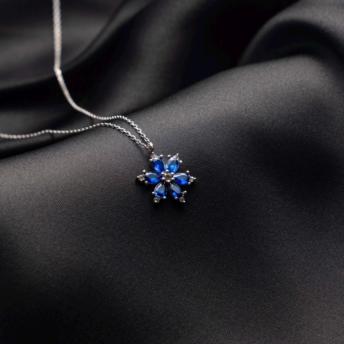 Custom Birthstone Snowflake Necklace - Personalized Winter Charm for Her