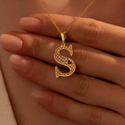 Chic & Personalized: Custom Gold Initial Pendant Necklace for Her