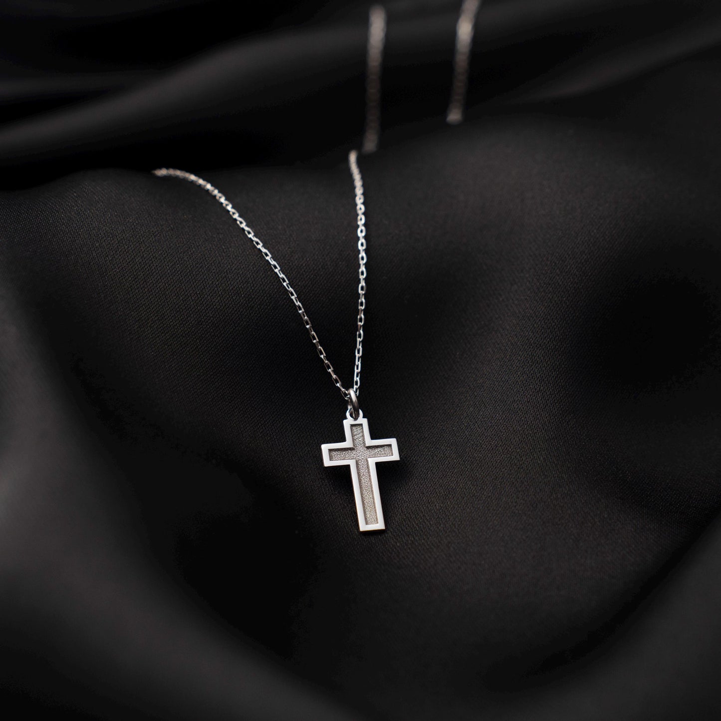 Elegant Christian Cross Pendant for Him and Her - Handcrafted Jewelry