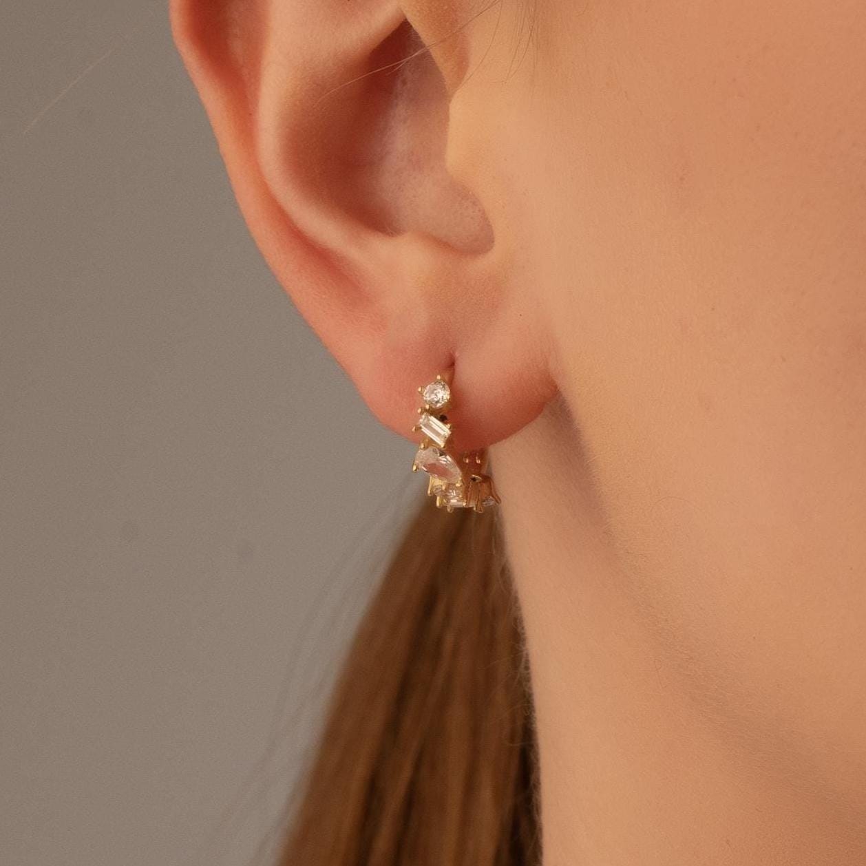 Luxurious Gold Dangle Earrings with Mixed Cut Crystals - Stunning Gift for Her