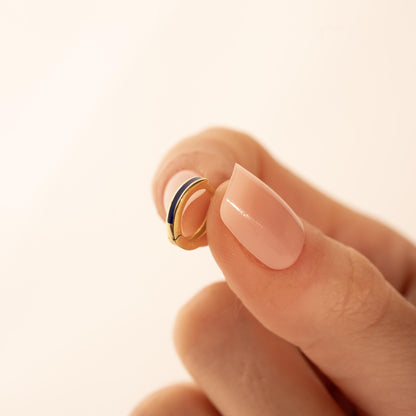 Minimalist Elegance: Red Accent Gold Hoop Earrings - Ideal for Any Occasion