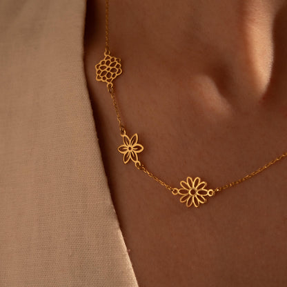 Three Flower Charm Necklace – Dainty Gold Floral Jewelry Gift for Her