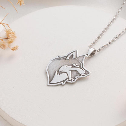 Majestic Wolf Head Pendant - Stunning Unisex Present