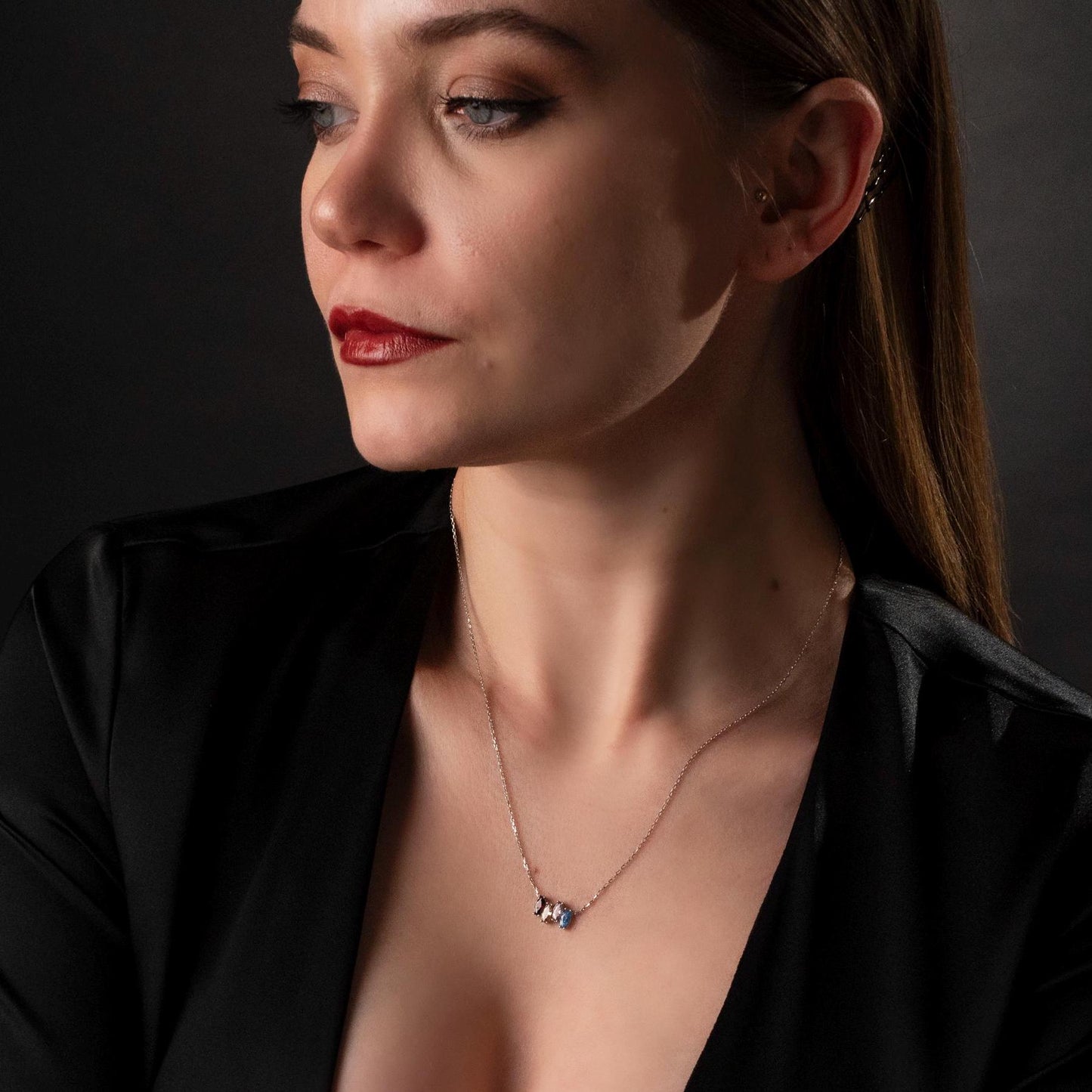 Custom Birthstone Family Necklace - A Timeless Keepsake