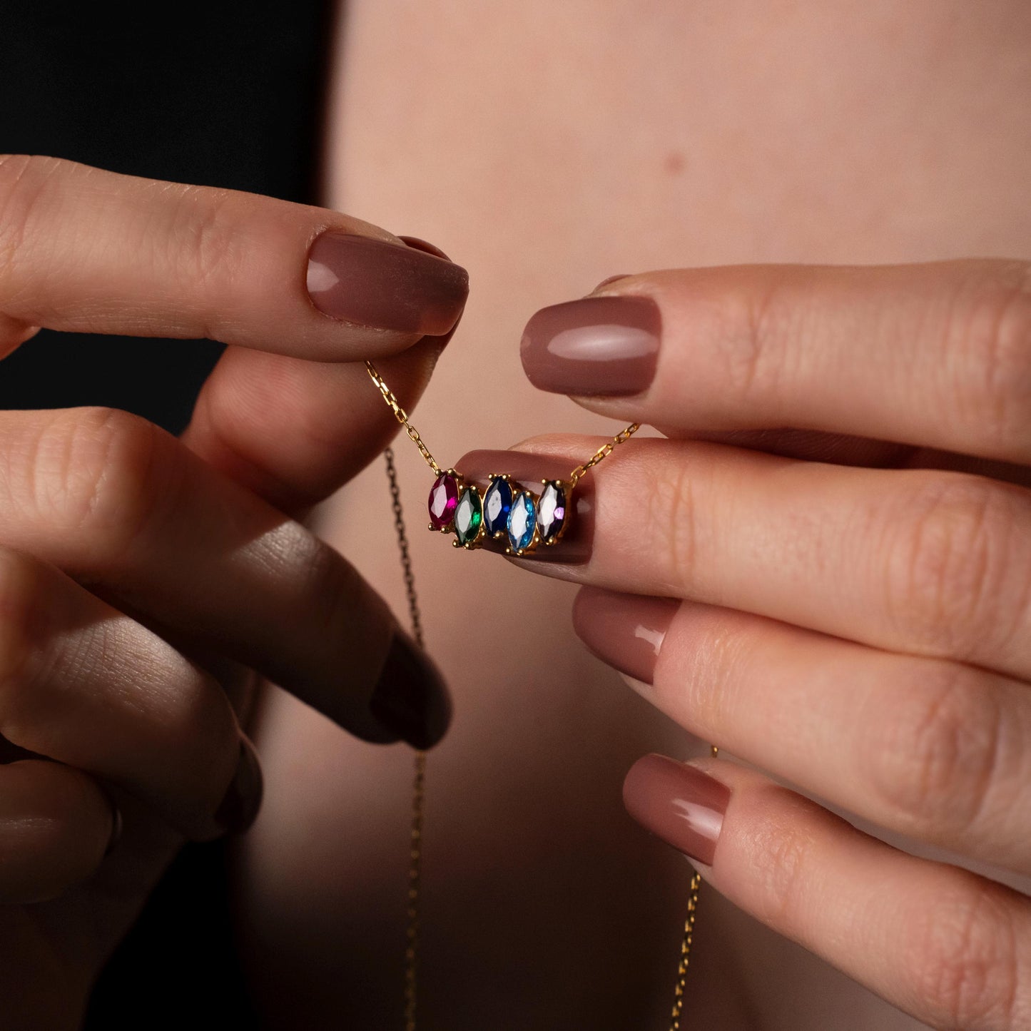 Custom Birthstone Family Necklace - A Timeless Keepsake