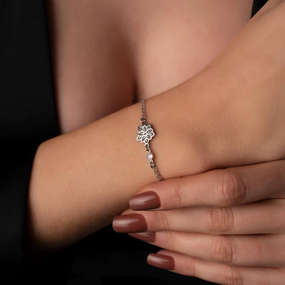 Custom Birthstone Floral Bracelet: Delicate Personalized Jewelry