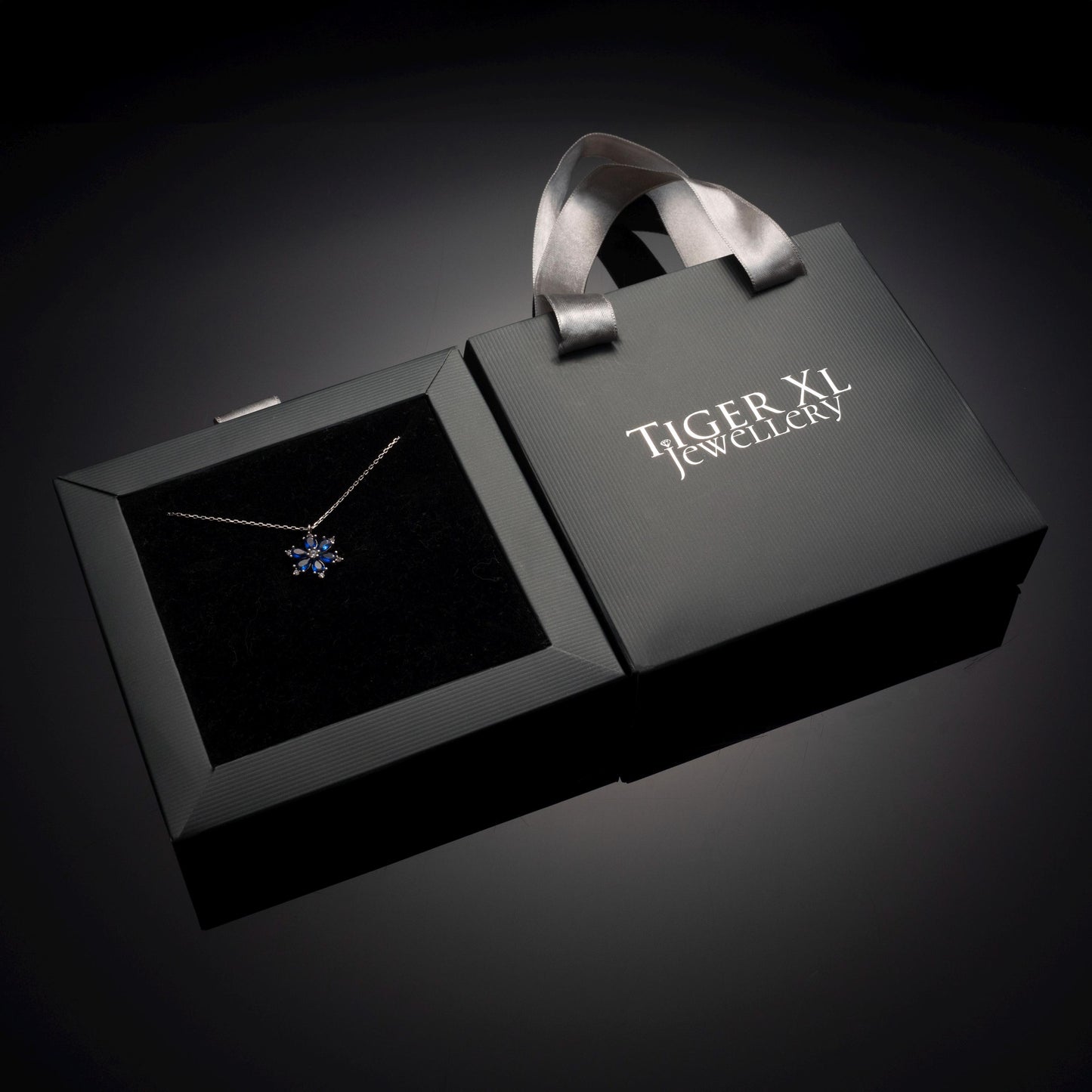 Custom Birthstone Snowflake Necklace - Personalized Winter Charm for Her