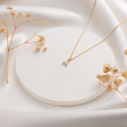 Three Stone Dainty Necklace – Minimalist Gold Gift for Her