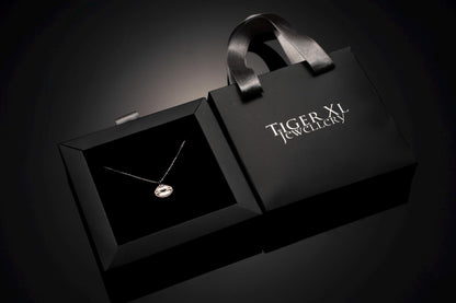 Sterling Silver Lip Necklace - Elegant Kiss Pendant for Her - Romantic Gift, Minimalist Style