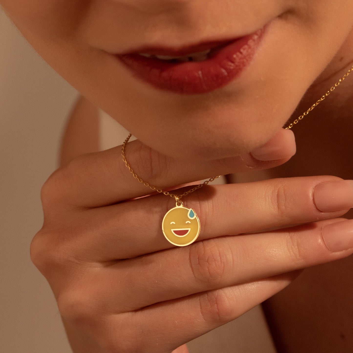 Emoji Pendant Necklace – Custom 18K Gold Charm Gift for Her