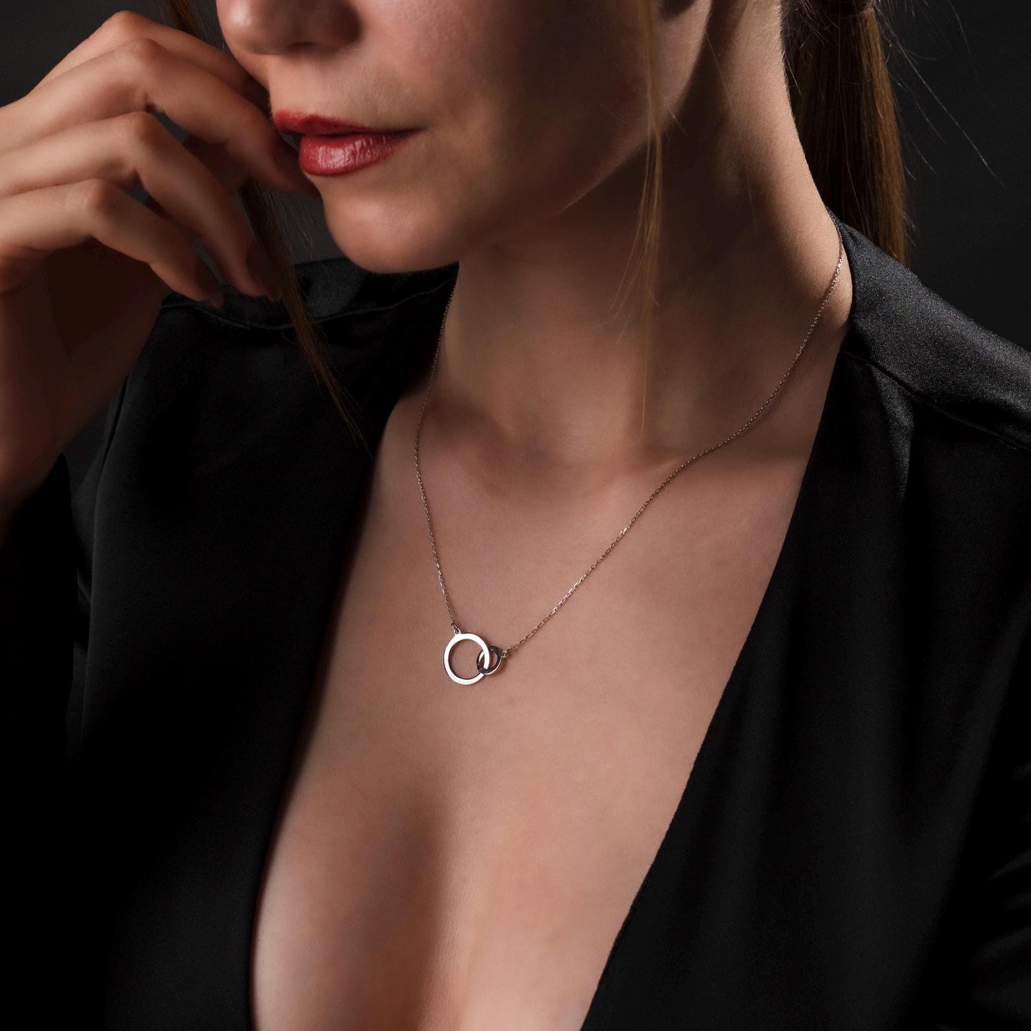 Interlocking Circles Necklace, Personalized Engraved Jewelry, Sterling Silver Pendant, Meaningful Gift for Her