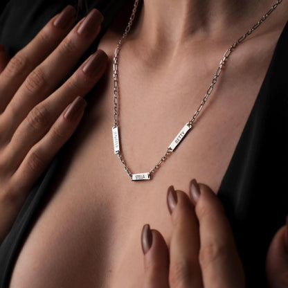 Timeless Gift for Mom: Personalized Name Necklace in 925 Silver