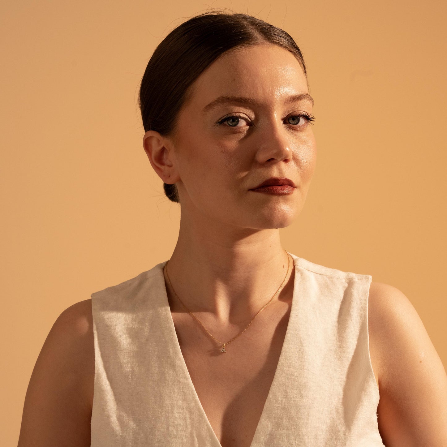 Three Stone Dainty Necklace – Minimalist Gold Gift for Her