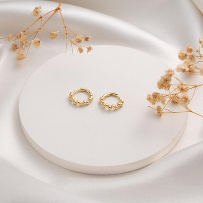 Handmade Beaded Hoop Earrings: A Delicate Touch of Elegance
