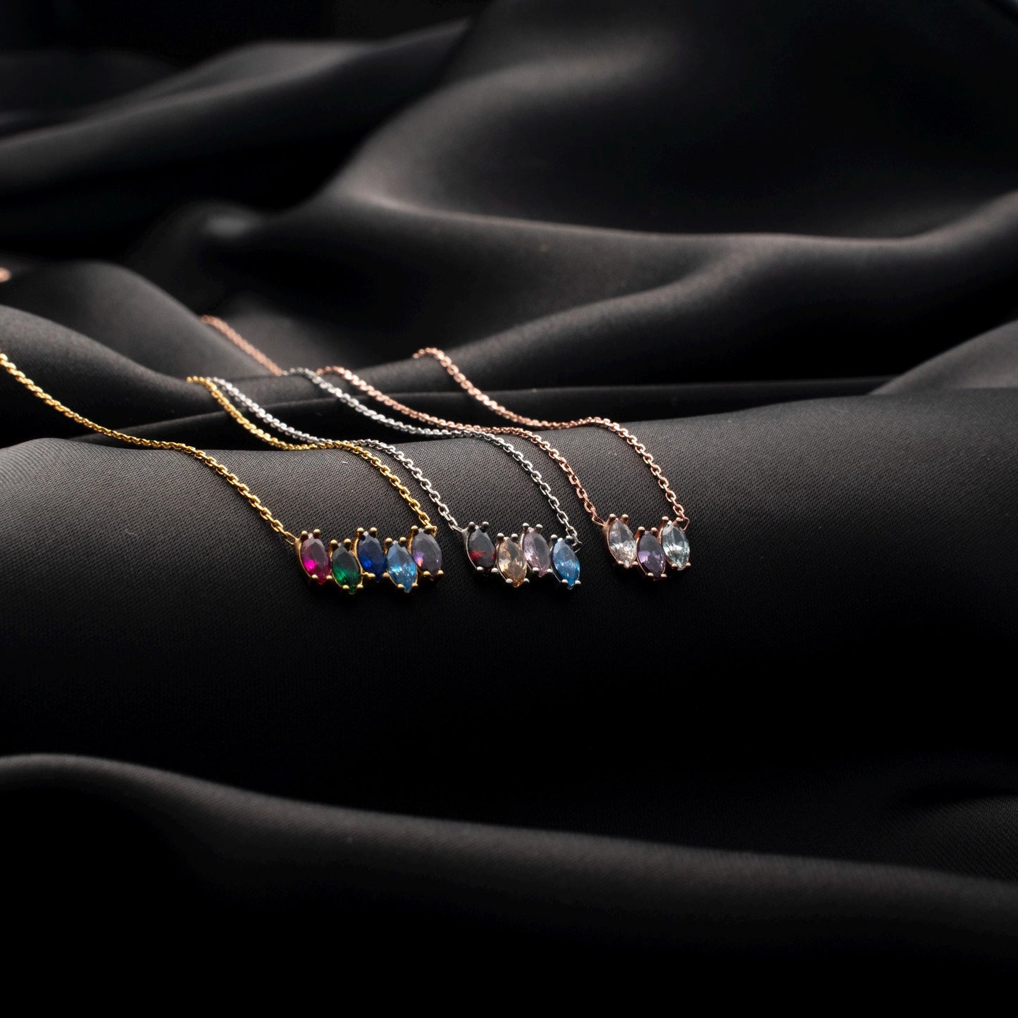 Custom Birthstone Family Necklace - A Timeless Keepsake