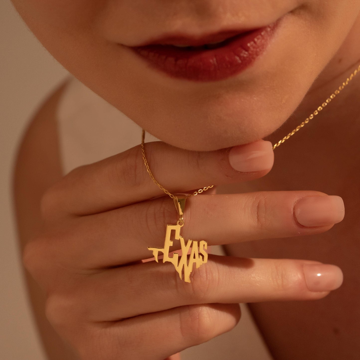 Texas Map Necklace – Custom State Pendant, Gold Plated Texas Jewelry Gift