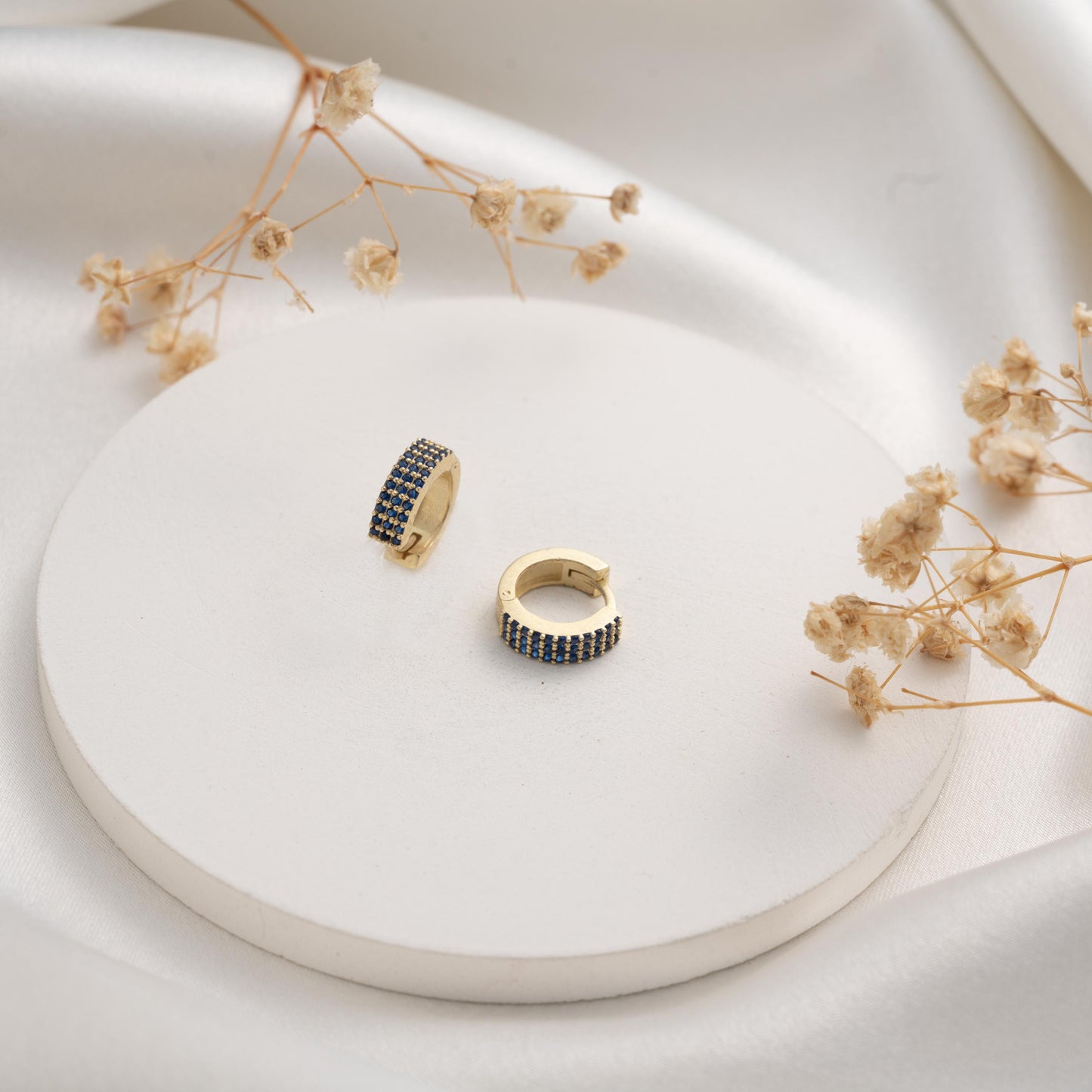 Edgy Chic Huggie Earrings - Crystal Black Hoops for Stylish Women