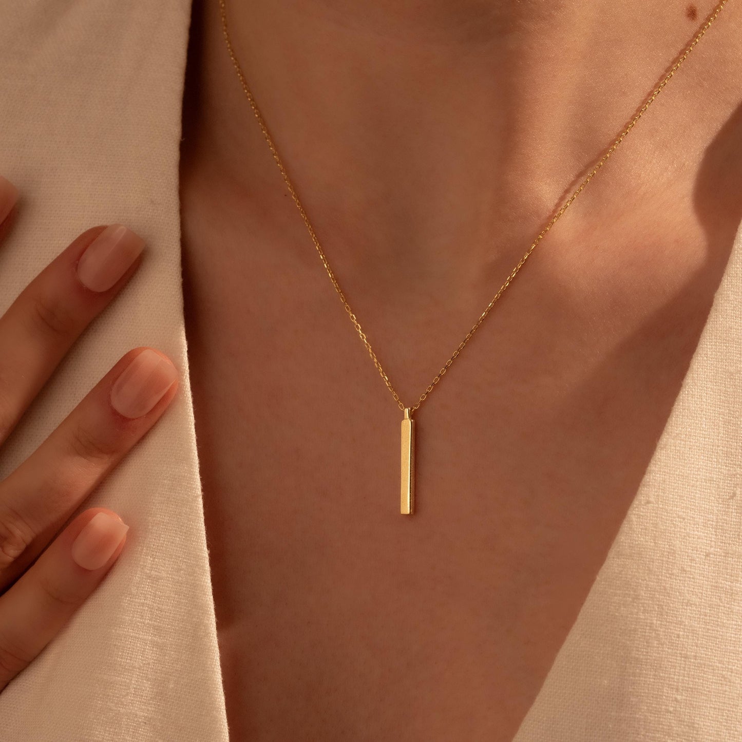 Minimal Vertical Bar Necklace – Custom Engraved Pendant, 18K Gold Plated