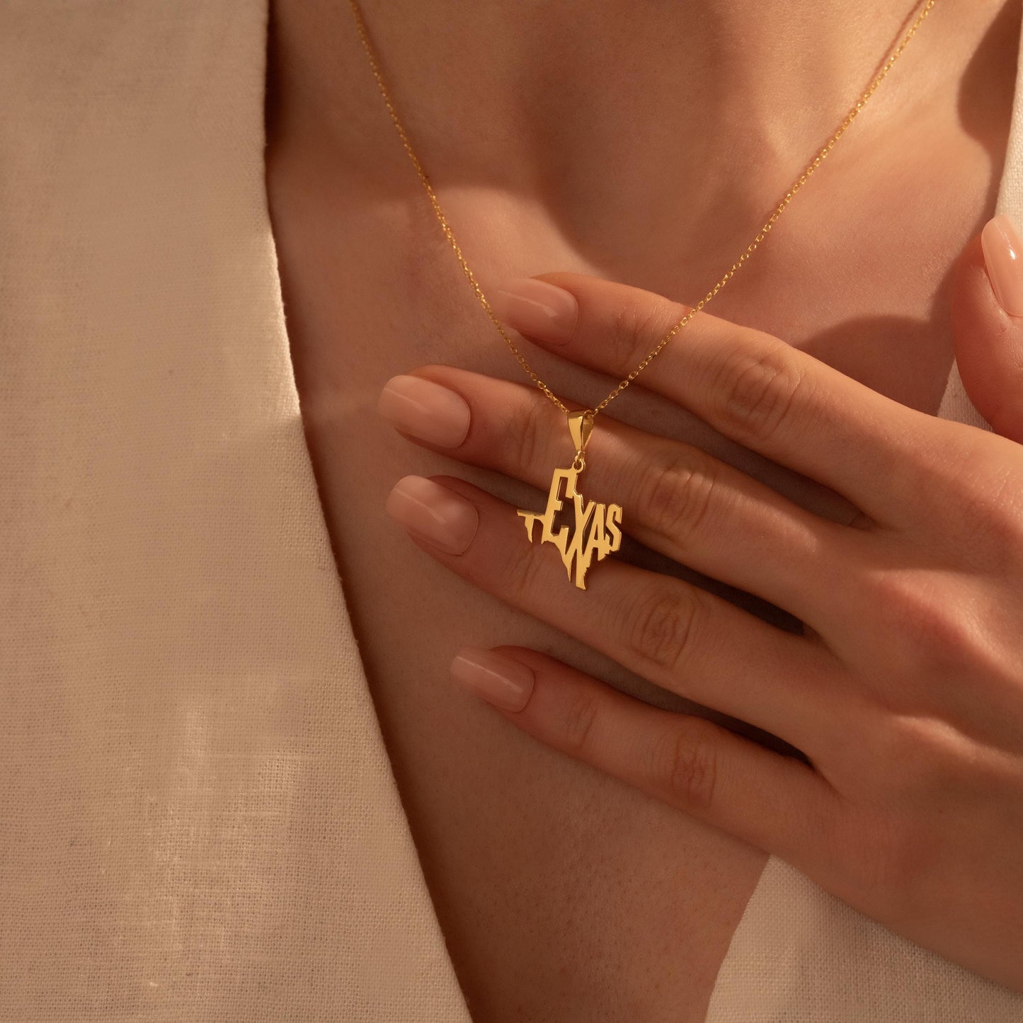 Texas Map Necklace – Custom State Pendant, Gold Plated Texas Jewelry Gift