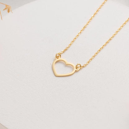 Minimalist Heart Necklace in Gold - Dainty 18K Gold Plated Gift for Her