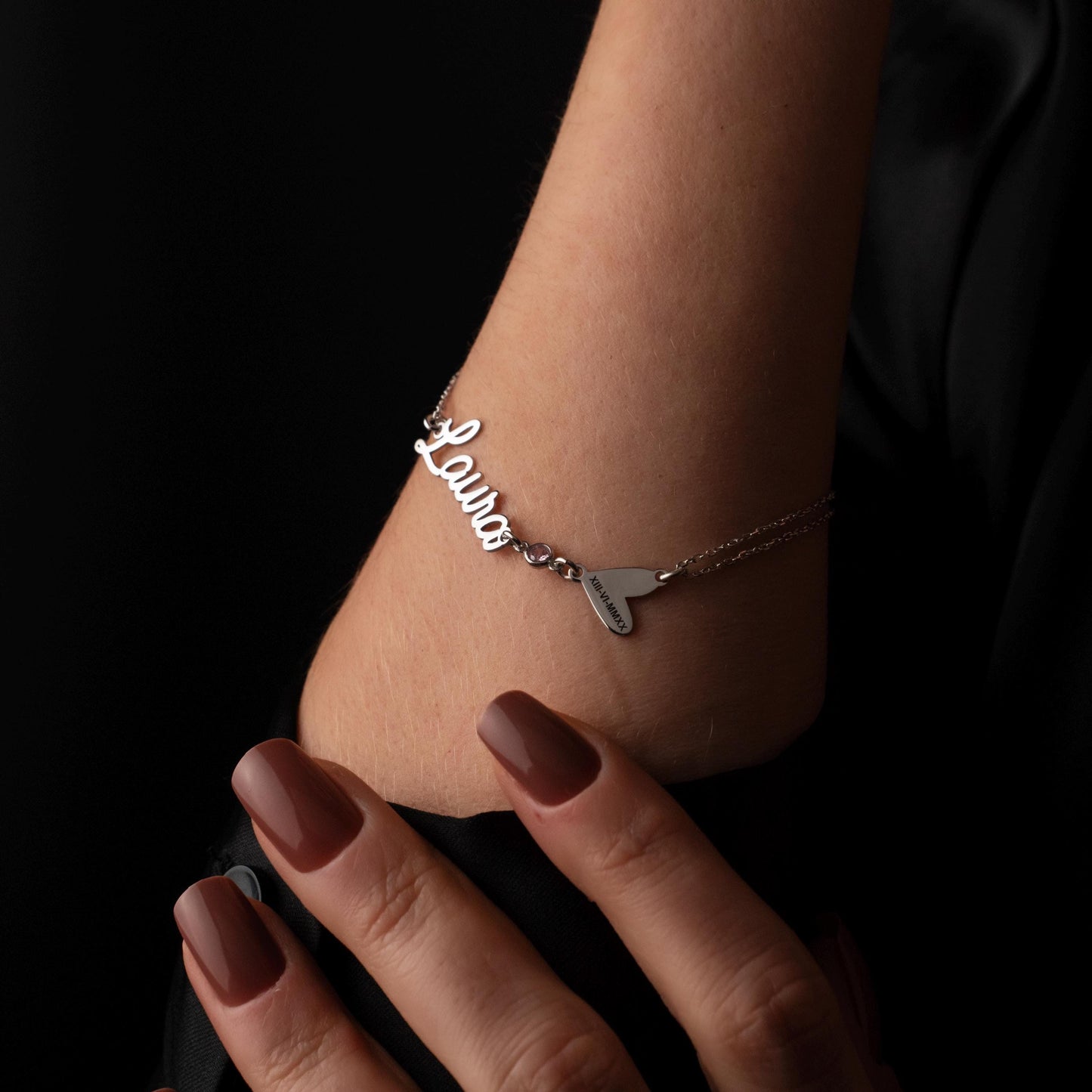 Cherished Keepsake: Personalized Name Bracelet with Birthstone and Engraved Heart Detail