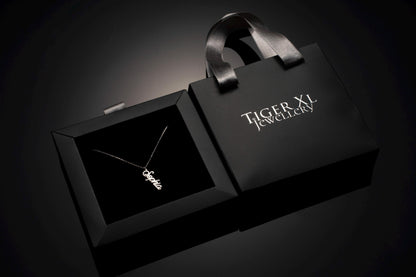 Chic Silver Name Pendant - Vertical Custom Necklace - Thoughtful Gift for Her - Dainty Personalized Jewelry