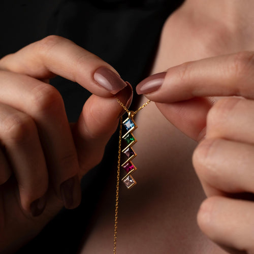 Custom Birthstone Pendant for Her - Handcrafted Family Jewelry, Geometric Silver Necklace, Thoughtful Gift Idea