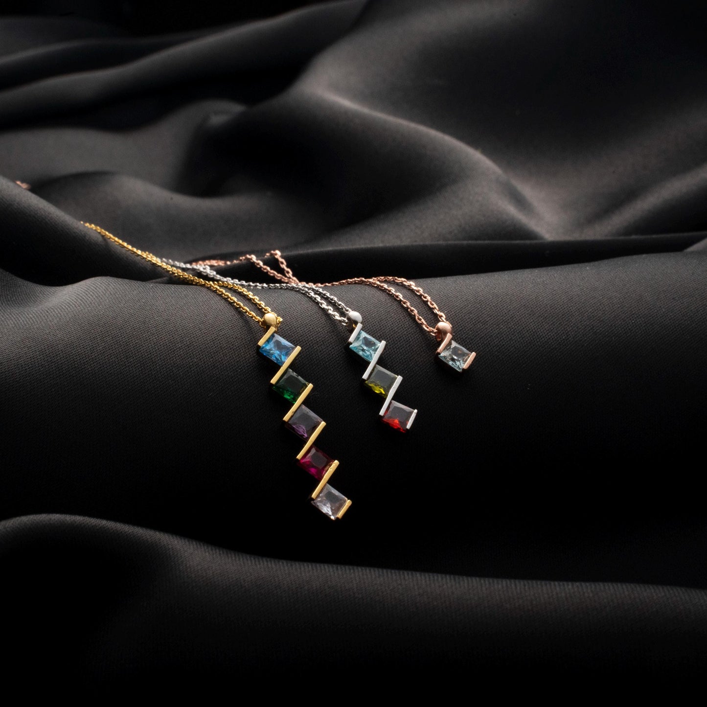 Custom Birthstone Pendant for Her - Handcrafted Family Jewelry, Geometric Silver Necklace, Thoughtful Gift Idea