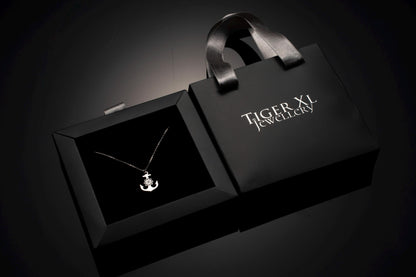 Seafaring Style: Nautical Anchor and Wheel Pendant for Sea Enthusiasts