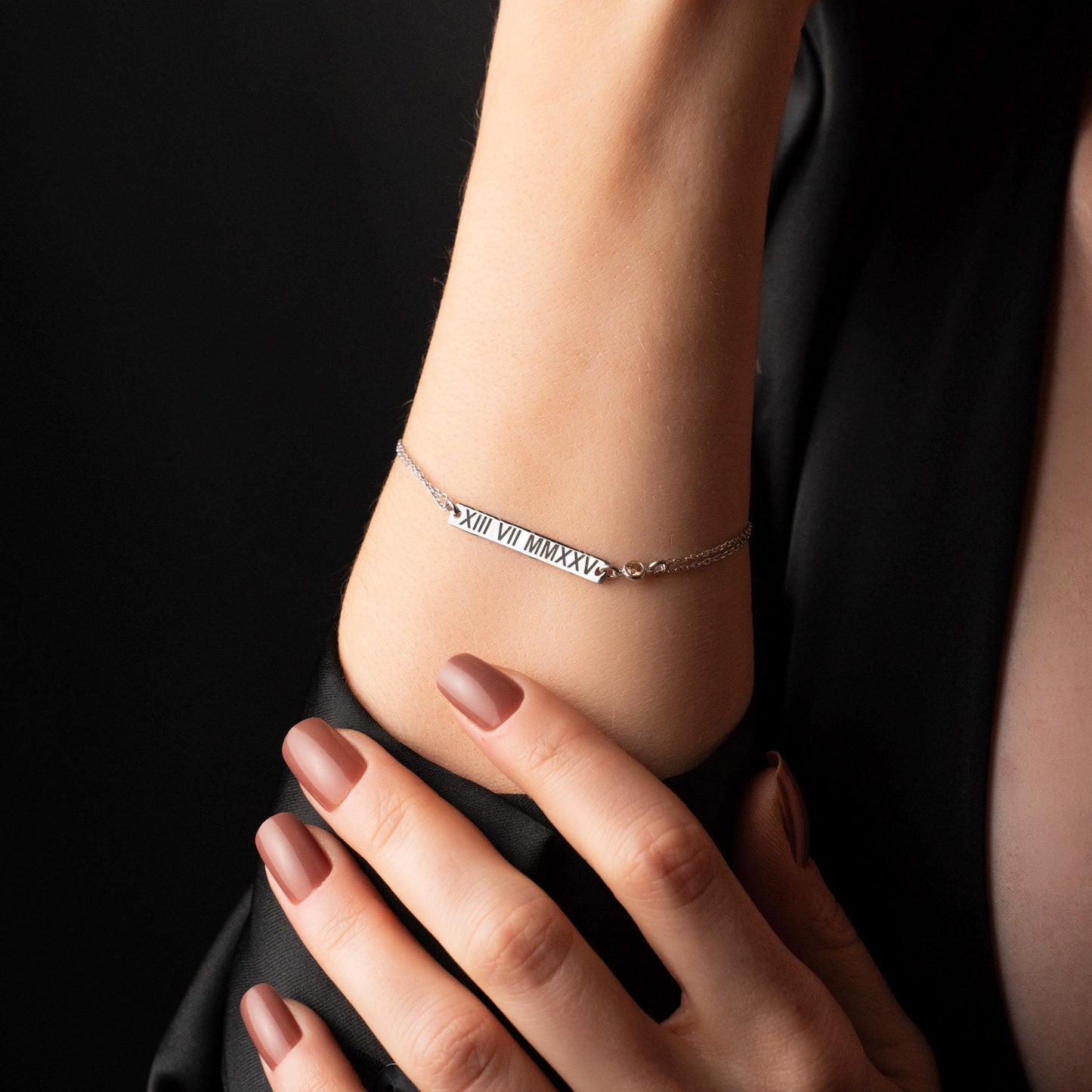 Timeless Roman Numeral Bracelet - Elegant Personalized Bar Jewelry in Silver or Gold