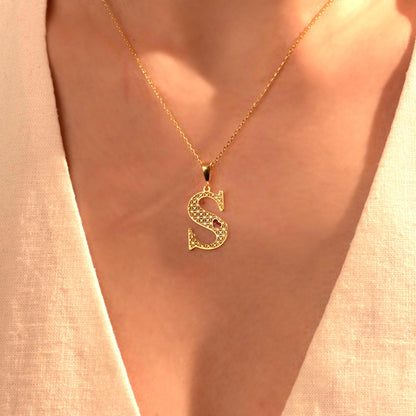 Chic & Personalized: Custom Gold Initial Pendant Necklace for Her