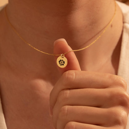 Flower Charm Necklace - Minimalist Floral Jewelry, Elegant Gift for Her