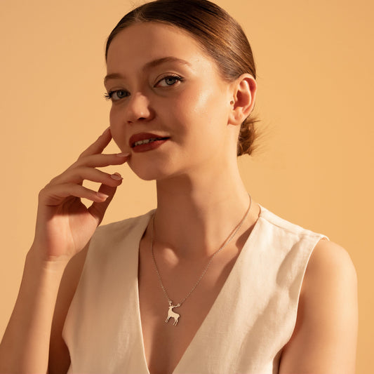 Deer Necklace – Minimalist Silver Pendant for Nature Lovers