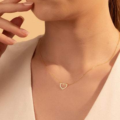 Chic Open Heart Necklace in Gold - Perfect Gift for Her